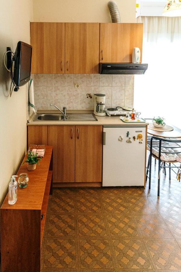 Mary'S Studio Кавала Екстериор снимка